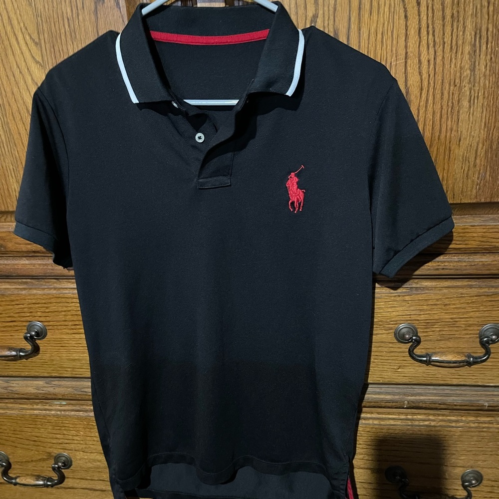 Mens Size small shirt sleeve polo shirt red and black